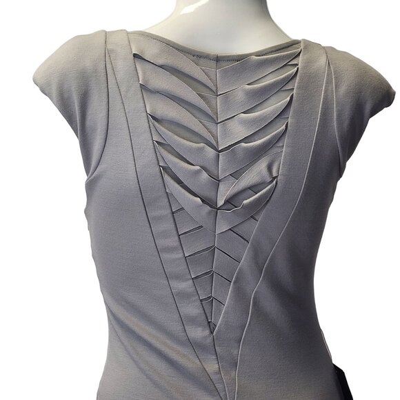 Bebe Interweave Deep V Dress Gray Small NWT - Picture 10 of 16